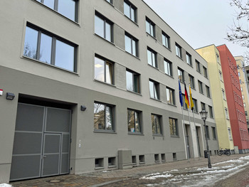 Auf dem Foto ist das neue Dienstgebäude des Landesrechnungshofes Sachsen-Anhalt in der Magdeburger Innenstadt zu sehen.